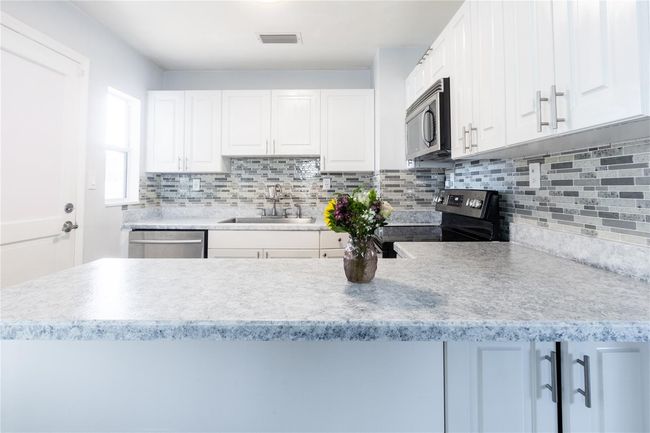551 84 Th Ave N, House other with 2 bedrooms, 1 bathrooms and null parking in ST PETERSBURG FL | Image 9