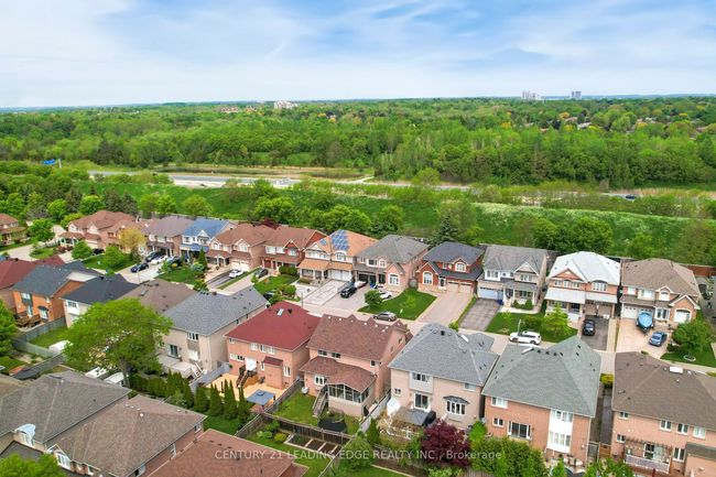 74 Littleleaf Cres, House other with 4 bedrooms, 4 bathrooms and 2 parking in Markham ON | Image 43