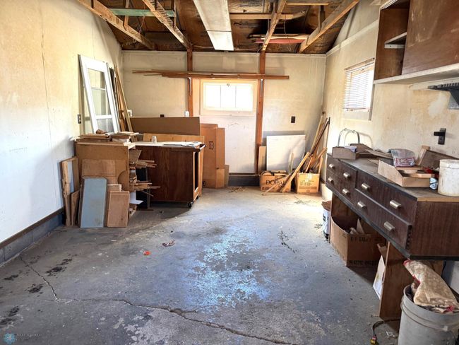 Shop addition on garage | Image 44