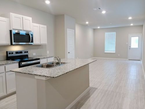 3013 Pecan Farm Ln, Fort Worth, TX, 76140-5667 | Card Image
