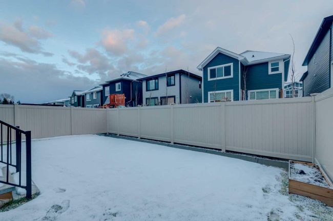 242 West Grove Point Sw, Home with 4 bedrooms, 3 bathrooms and 4 parking in Calgary AB | Image 44