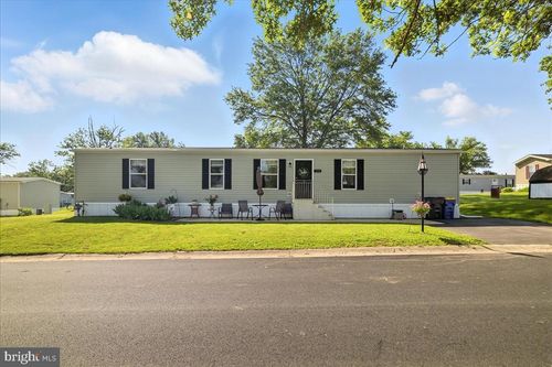 150 Pawnee Ave, DOVER, PA, 17315-3762 | Card Image