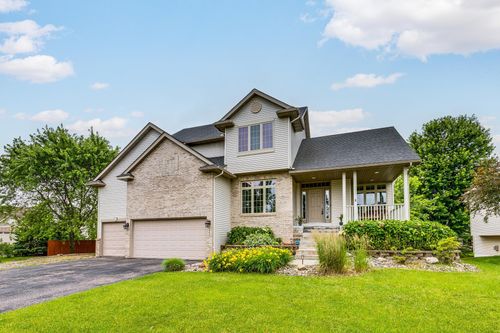 6469 Pheasant Hills Dr, Lino Lakes, MN, 55038-3329 | Card Image