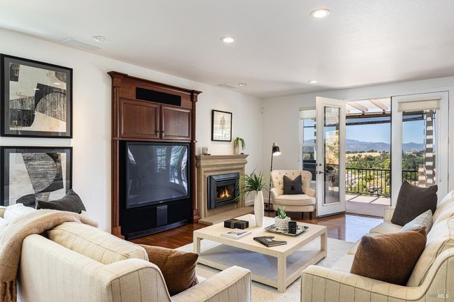 654 Chaparral Cir, House other with 4 bedrooms, 4 bathrooms and 8 parking in Napa CA | Image 4