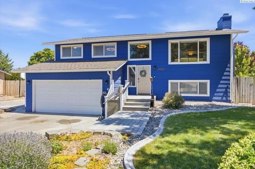 1627 S Hartford, Kennewick, WA, 99337 | Card Image