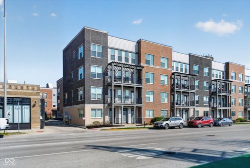 202-727 N Illinois St, Indianapolis, IN, 46204-1457 | Card Image
