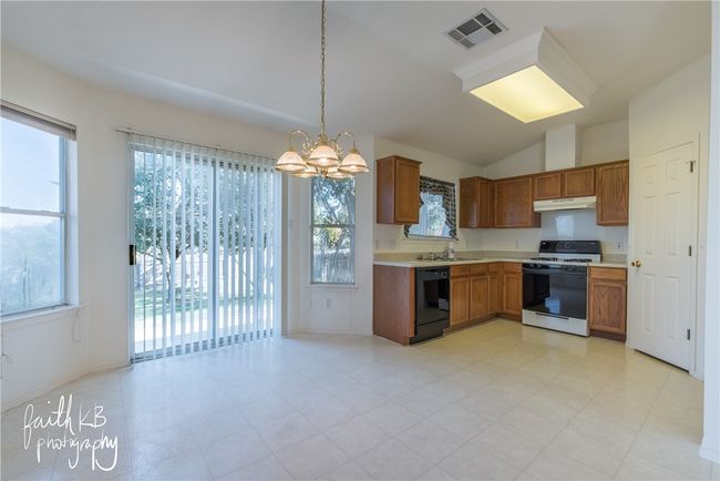 2006 Charlotte Way, House other with 3 bedrooms, 2 bathrooms and 2 parking in Round Rock TX | Image 22