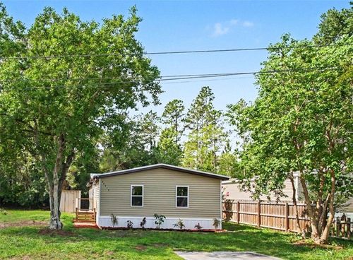 24414 Maxwell St, Astor, FL, 32102-3042 | Card Image