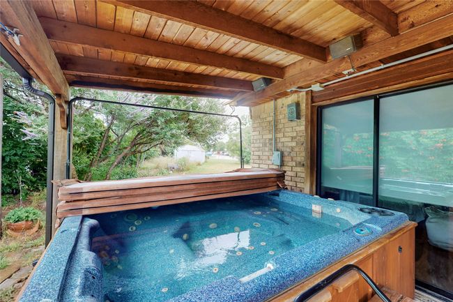 5588 Squires Dr, House other with 3 bedrooms, 2 bathrooms and null parking in The Colony TX | Image 17