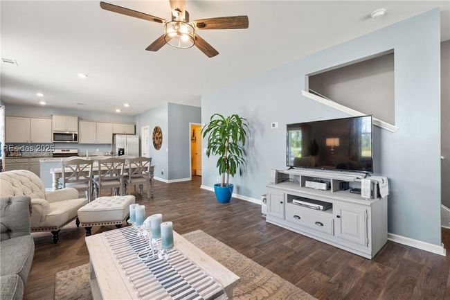 40 Cedar View Cir, House other with 4 bedrooms, 3 bathrooms and null parking in Bluffton SC | Image 10