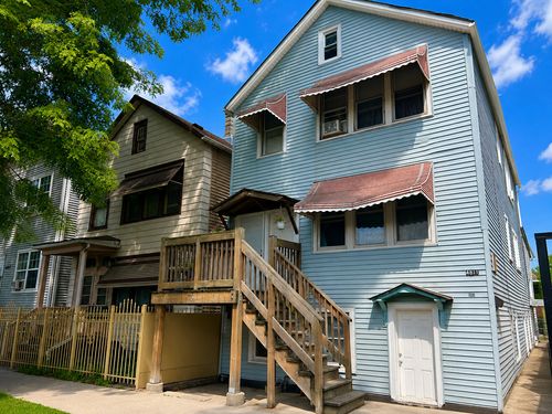4811 S Elizabeth St, Chicago, IL, 60609-4250 | Card Image