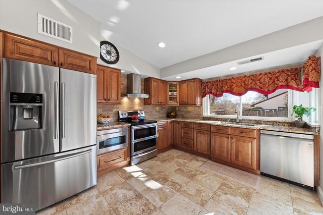 82 Ethan Allen Rd, House other with 4 bedrooms, 2 bathrooms and null parking in FREEHOLD NJ | Image 14