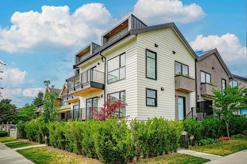 7359 Oak St, Vancouver, BC, V6P | Card Image