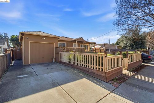 127 Hampton Rd, Cherryland, CA, 94541-1342 | Card Image