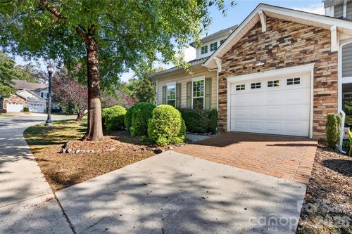 8432 Brookings Dr, Charlotte, NC, 28269-6243 | Card Image