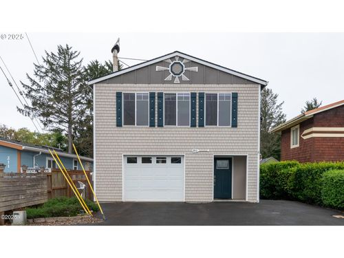 203 Se Surf Ave, Lincoln City, OR, 97367-3050 | Card Image