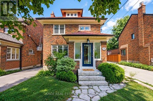 90 Methuen Ave, York, ON, M6S1Z9 | Card Image