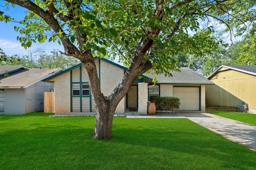 2321 Bendridge Trl, Austin, TX, 78744-5001 | Card Image