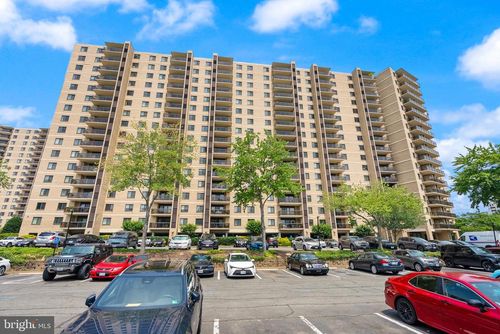 apt-1222-203 Yoakum Pkwy, ALEXANDRIA, VA, 22304-3735 | Card Image