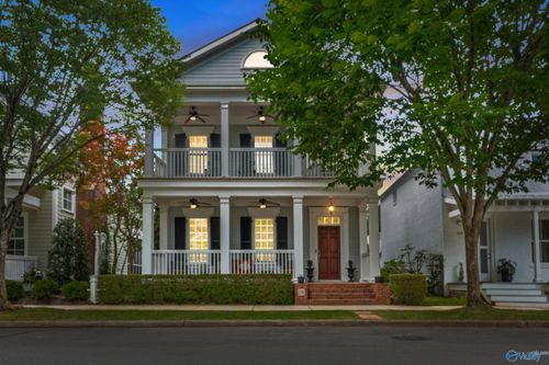 18 Braxton St Nw, Huntsville, AL, 35806-5228 | Card Image