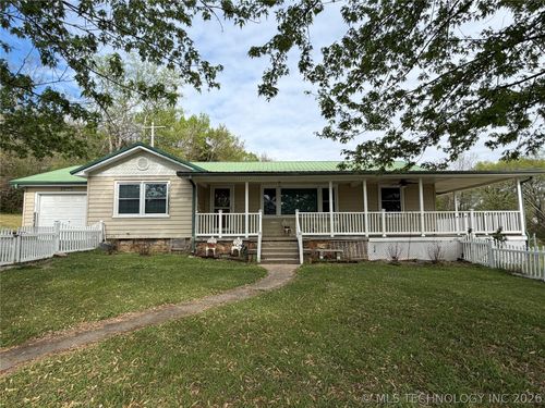 306 Ne 4th St, Wilburton, OK, 74578-2812 | Card Image