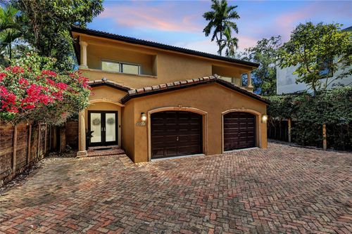 3067-3067 Virginia St, Coconut Grove, FL, 33133-4534 | Card Image