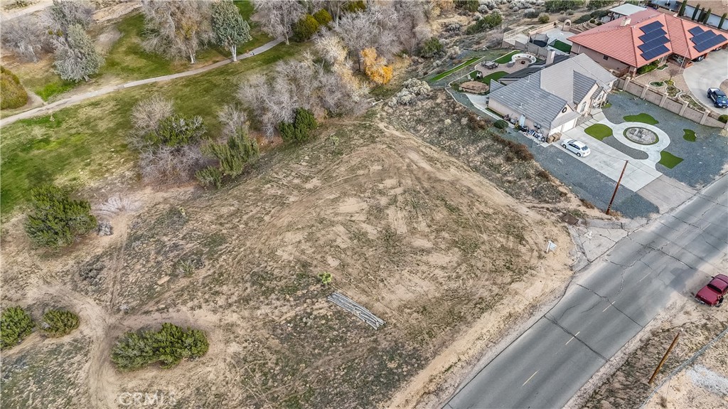 Land in Hesperia 3