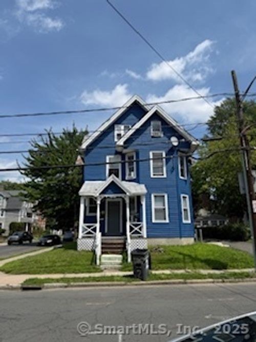 82 S Whitney St, Hartford, CT, 06106-6027 | Card Image