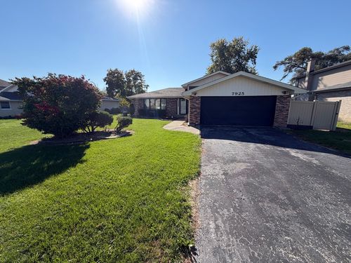 7925 W 101st Street, Palos Hills, IL, 60465 | Card Image
