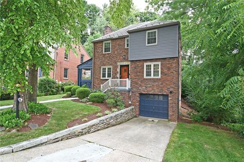 75 Iroquois Dr, Mt. Lebanon, PA, 15228-1514 | Card Image