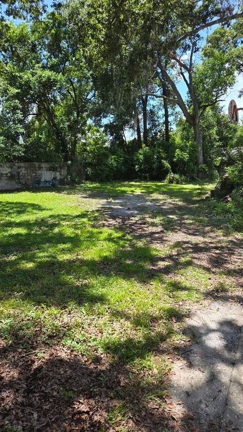 4010 N Central Ave, TAMPA, FL, 33603-3909 | Card Image