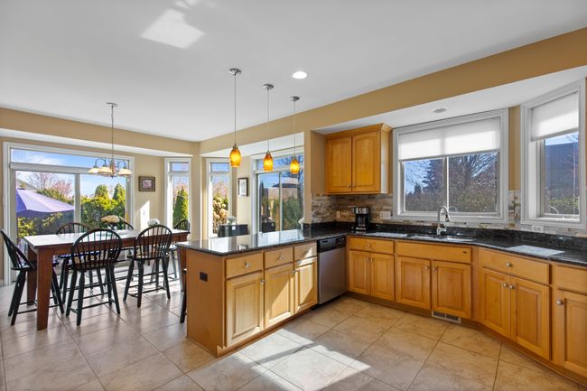7689 Birch Ln, House other with 3 bedrooms, 3 bathrooms and null parking in Shelby Township MI | Image 11