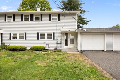 6201d-125 Lynwood Dr, Chicopee, MA, 01022-1106 | Card Image