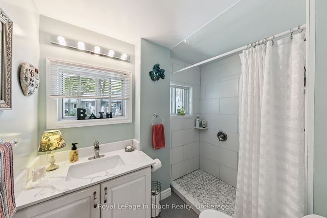 1443 Champlain Rd, House other with 5 bedrooms, 3 bathrooms and 6 parking in Tiny ON | Image 30