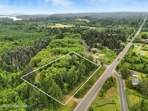 42729 Highway 30, Astoria, OR, 97103-8246 | Card Image