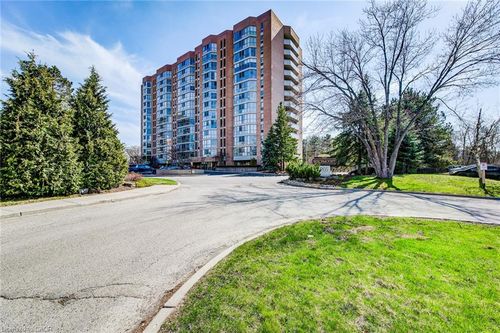 509-265 Westcourt Pl, Waterloo, ON, N2L6E4 | Card Image