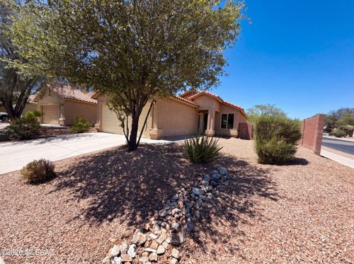 836 W Placita El Cauce Rico, Green Valley, AZ, 85614-3825 | Card Image