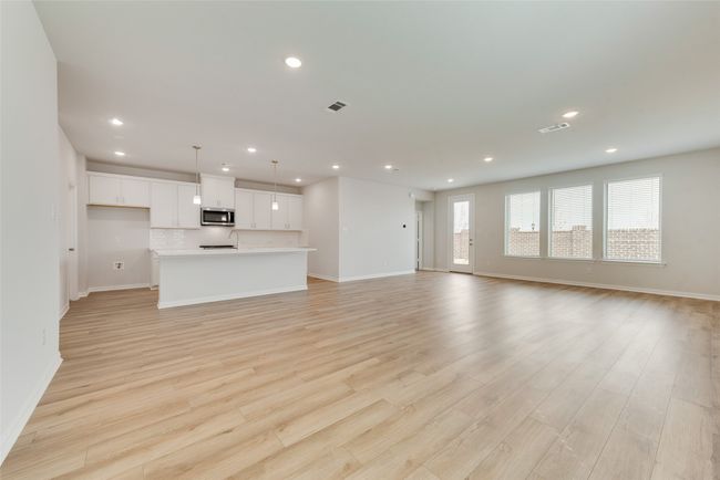 5813 Edward Dr, House other with 3 bedrooms, 2 bathrooms and null parking in Aubrey TX | Image 11