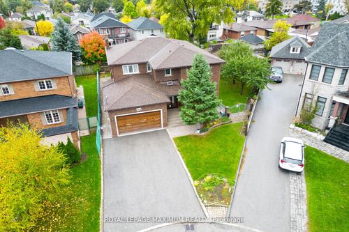 119 Glen Long Ave, North York, ON, M6B2M4 | Card Image