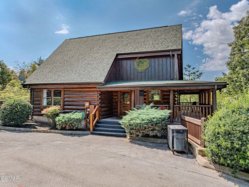 1942 Cougar Crossing Way, Sevierville, TN, 37876 | Card Image