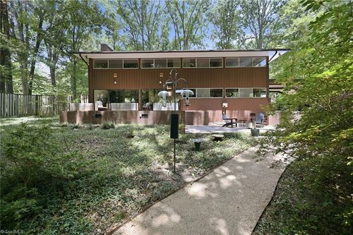 405 Luola St, Madison, NC, 27025-2029 | Card Image