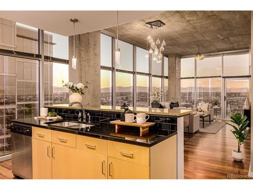 2117-1700 Bassett St, Denver, CO, 80202-1946 | Card Image