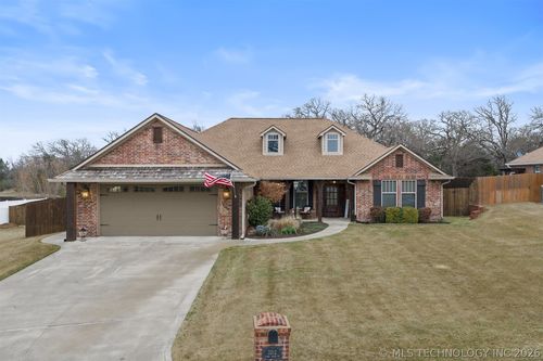 3212 Stone Creek Drive, Ardmore, OK, 73401 | Card Image