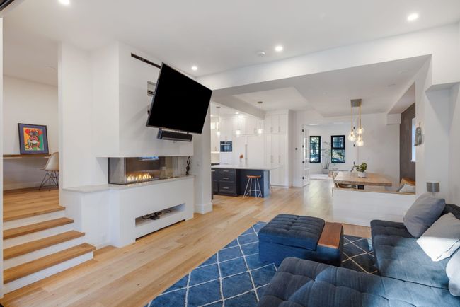 614 4th Ave, House other with 7 bedrooms, 4 bathrooms and 3 parking in New Westminster BC | Image 8