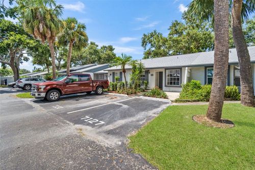 7131 Parkside Villas Dr N, ST PETERSBURG, FL, 33709-1379 | Card Image