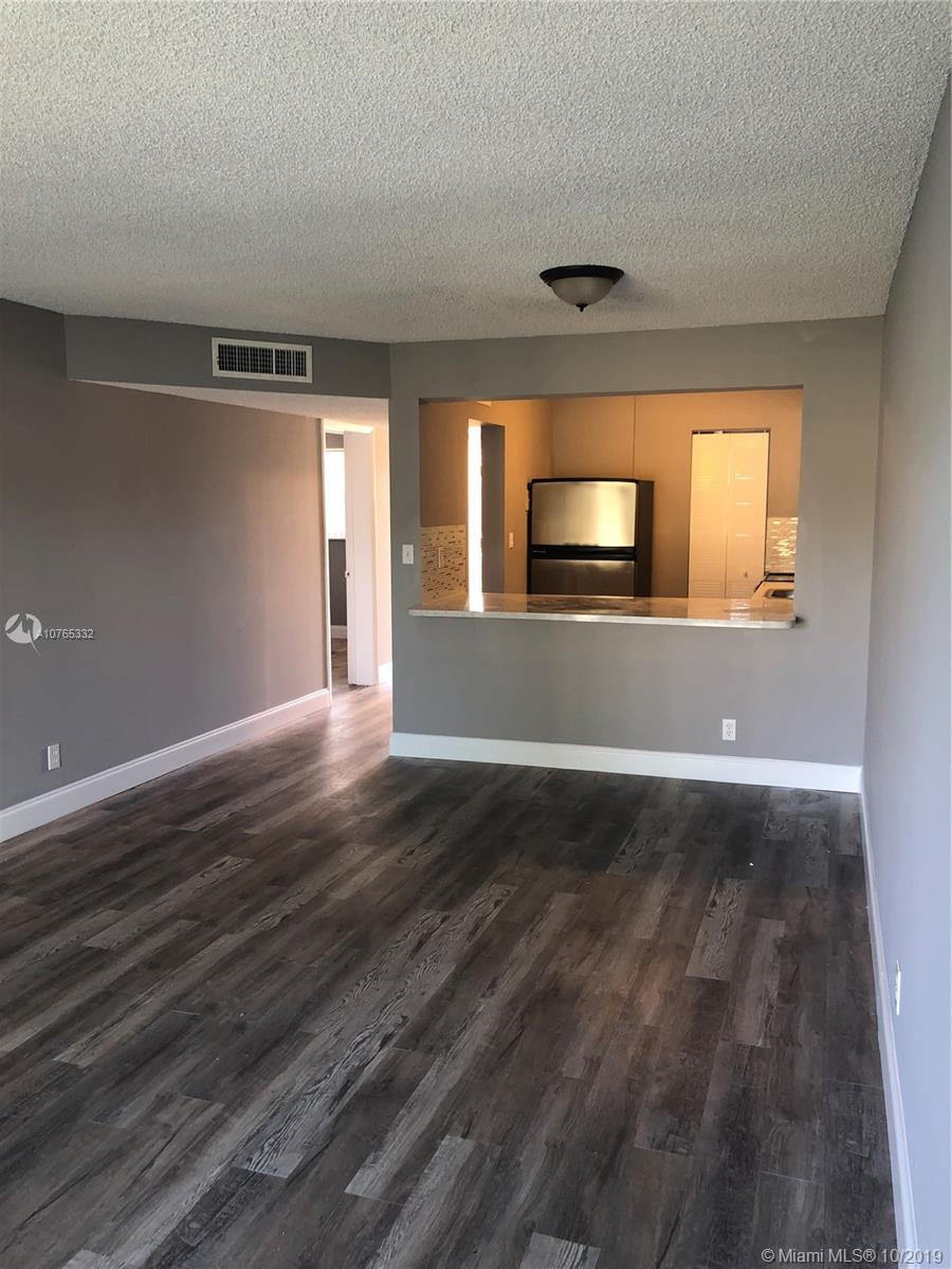 207 8051 Colony Cir S, Sold in Tamarac Zoocasa