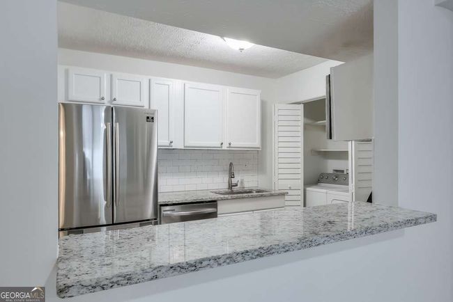 320 Park Ridge Cir, Condo with 1 bedrooms, 1 bathrooms and null parking in Marietta GA | Image 15