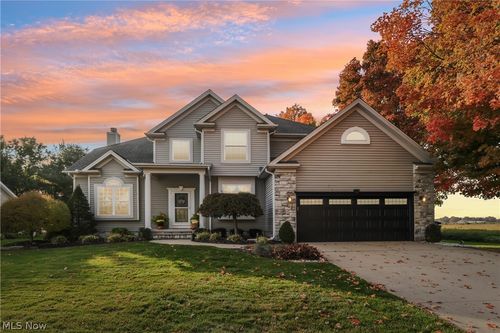 115 Bellmore St, Painesville, OH, 44077-8602 | Card Image