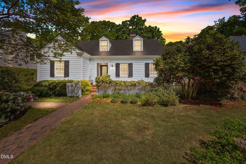 1712 Arlington St, Raleigh, NC, 27608-2102 | Card Image