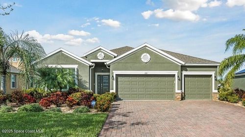 634 Easton Forest Cir Se, Palm Bay, FL, 32909-6846 | Card Image